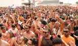 Carnaval pode movimentar até R$ 18,6 bilhões no país - (crédito: DINO) Carnaval pode movimentar até R$ 18,6 bilhões no país - (crédito: DINO)