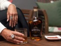 Licor de whiskey americano chega ao mercado brasileiro -  (crédito: DINO)
