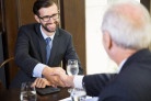 Seguro D&O pode ampliar segurança de executivos em startups -  (crédito: DINO)