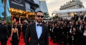 Quem é o estilista brasileiro que chega a cobrar R$ 150 mil por um vestido e conquistou Cannes
 -  (crédito: PulseBrand)