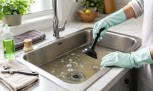Como desentupir pia de cozinha com gordura - (crédito: Mercado Hoje) Como desentupir pia de cozinha com gordura - (crédito: Mercado Hoje)