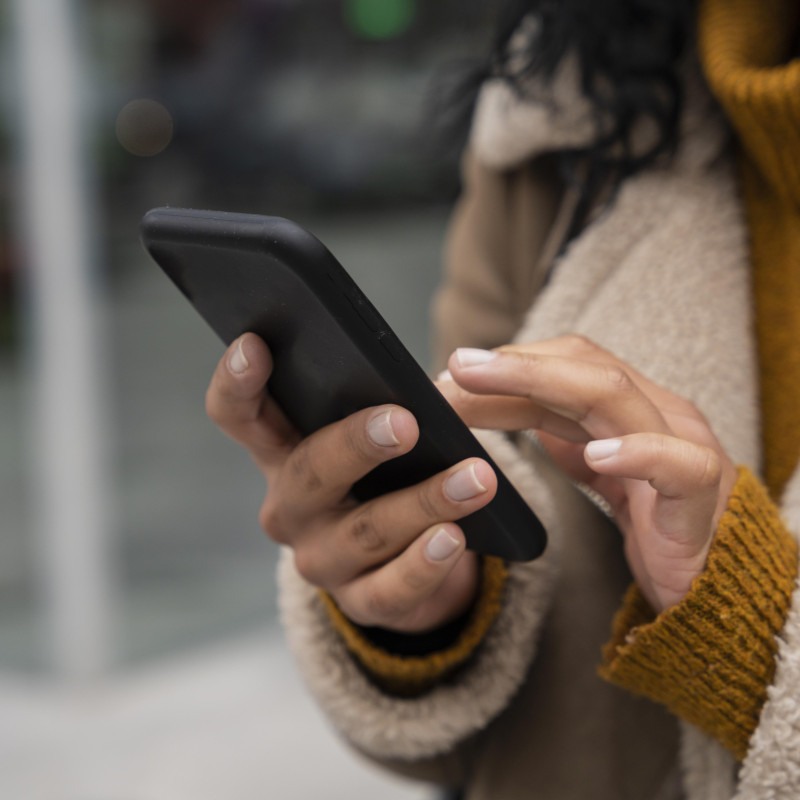 Por que os brasileiros estão adiando a compra de smartphones - (crédito: DINO) Por que os brasileiros estão adiando a compra de smartphones - (crédito: DINO)