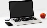 Guia completo para comprar o notebook certo sem se arrepender - (crédito: Mercado Hoje) Guia completo para comprar o notebook certo sem se arrepender - (crédito: Mercado Hoje)