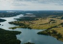 O novo bate e volta de Brasília: um dia inteiro no Lago Corumbá IV, do café ao pôr do sol - (crédito: PulseBrand) O novo bate e volta de Brasília: um dia inteiro no Lago Corumbá IV, do café ao pôr do sol - (crédito: PulseBrand)