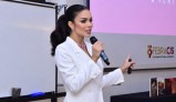 Para Giovanna Veríssimo, imagem também se constrói na rotina
- (crédito: PulseBrand) Para Giovanna Veríssimo, imagem também se constrói na rotina
- (crédito: PulseBrand)