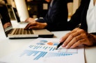 Ferramentas financeiras ajudam comerciantes a gerir negócio -  (crédito: DINO)